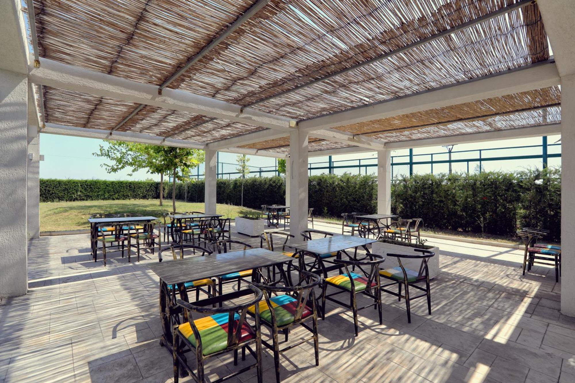 Velipoja Grand Europa Resort, Affiliated By Melia Екстер'єр фото